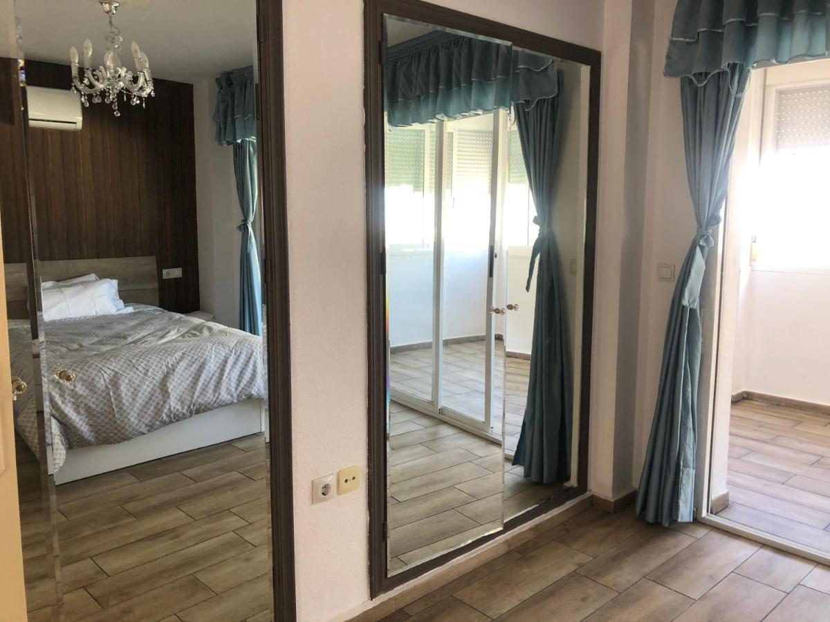 Holiday Chalet Бенідорм Екстер'єр фото